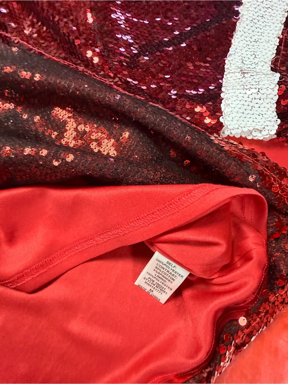 NWT LE LIS GAME DAY RED SEQUIN LINED OVERSIZED CROPPED SHORT SLEEVE - Picture 7 of 7
